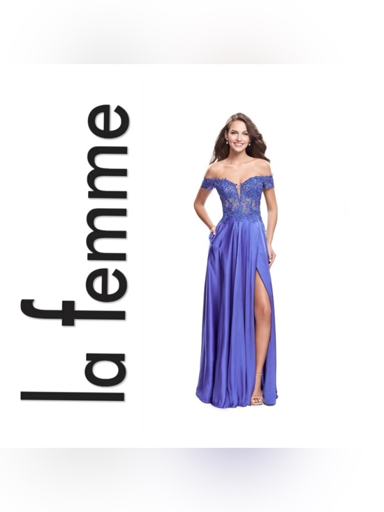La Femme Dresses & Skirts - 🌟🌟 La Femme Off Shoulder Dress